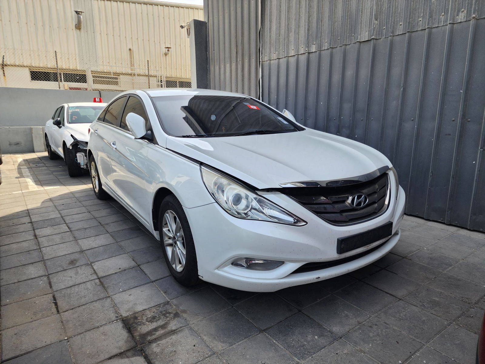 2011 HYUNDAI SONATA — 233959 KM — Lot 237791 — Souq - Marhaba Auctions Used Cars - Image 4