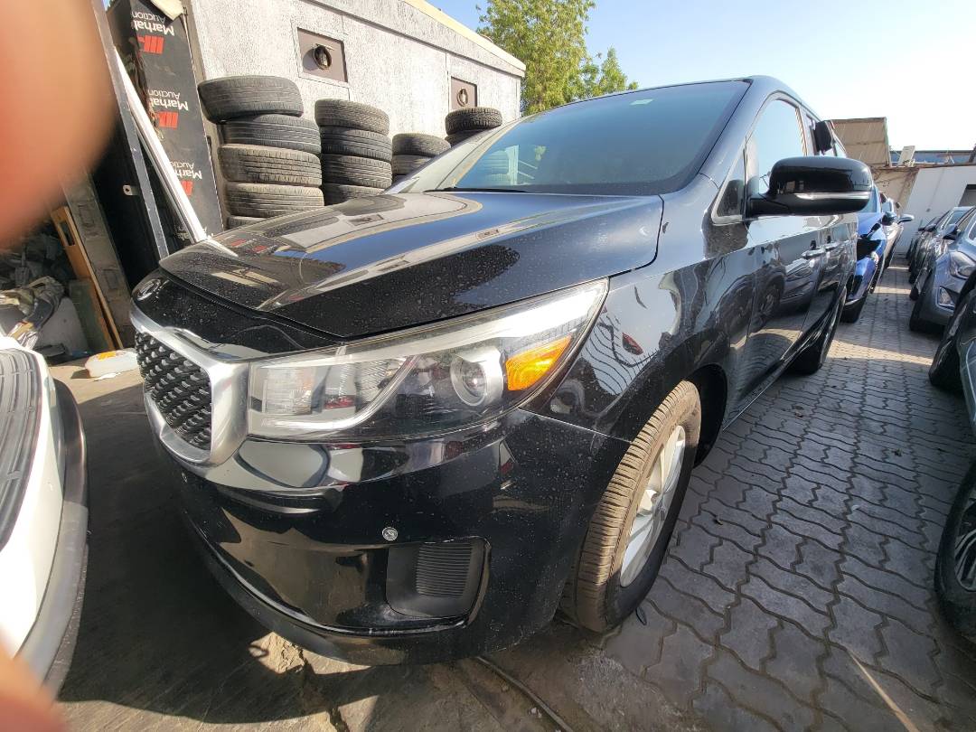 2017 KIA SEDONA — 75254 Miles — Lot 5C18H6334797 — Main - Marhaba Auctions Used Cars - Image 5