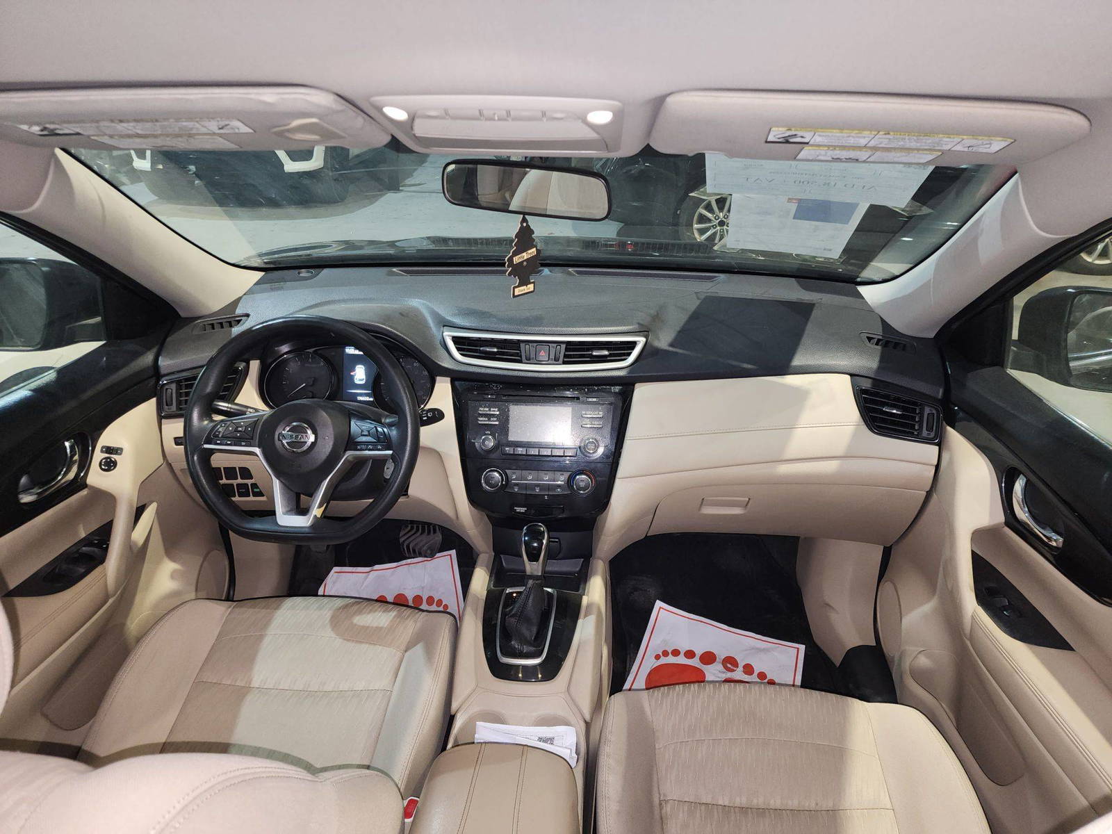 2017 NISSAN ROGUE — 176632 Miles — Lot 525256 — Al Quoz - Marhaba Auctions Used Cars - Image 8
