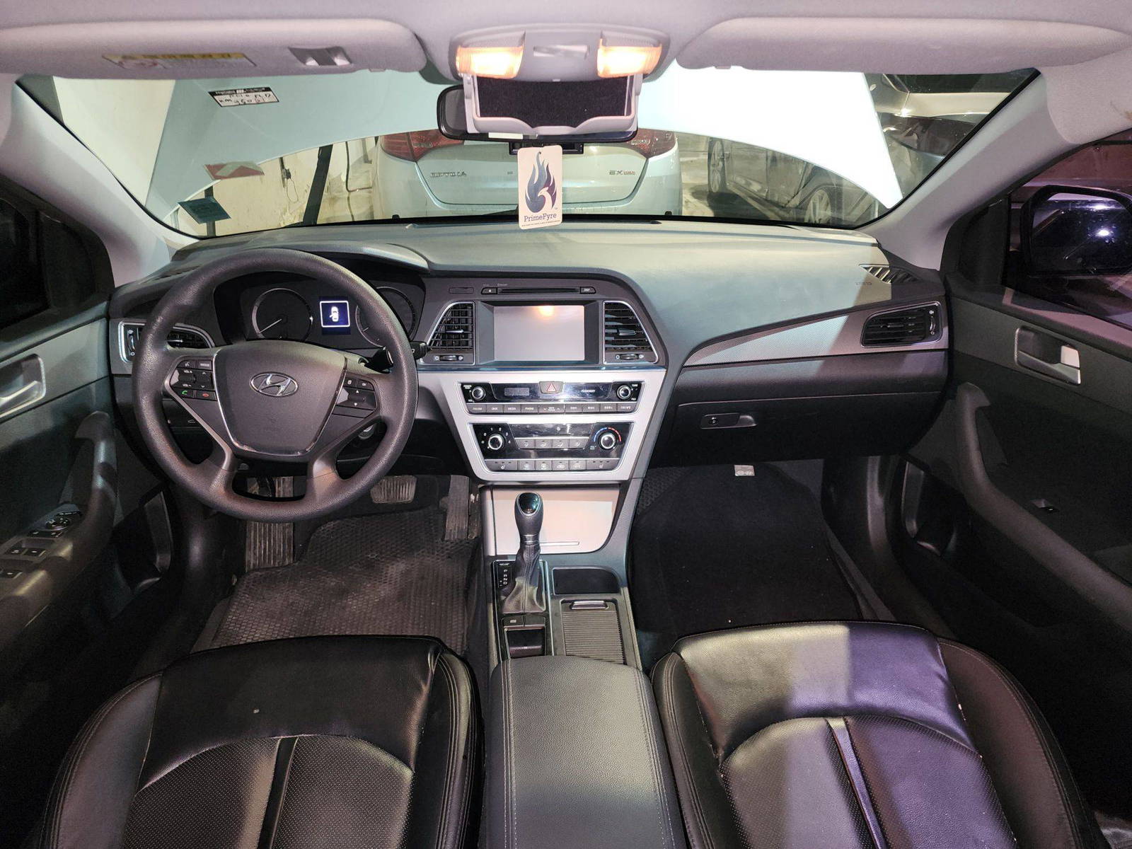 2015 HYUNDAI SONATA — 95061 KM — Lot 108890 — Ind. 12 - Marhaba Auctions Used Cars - Image 8