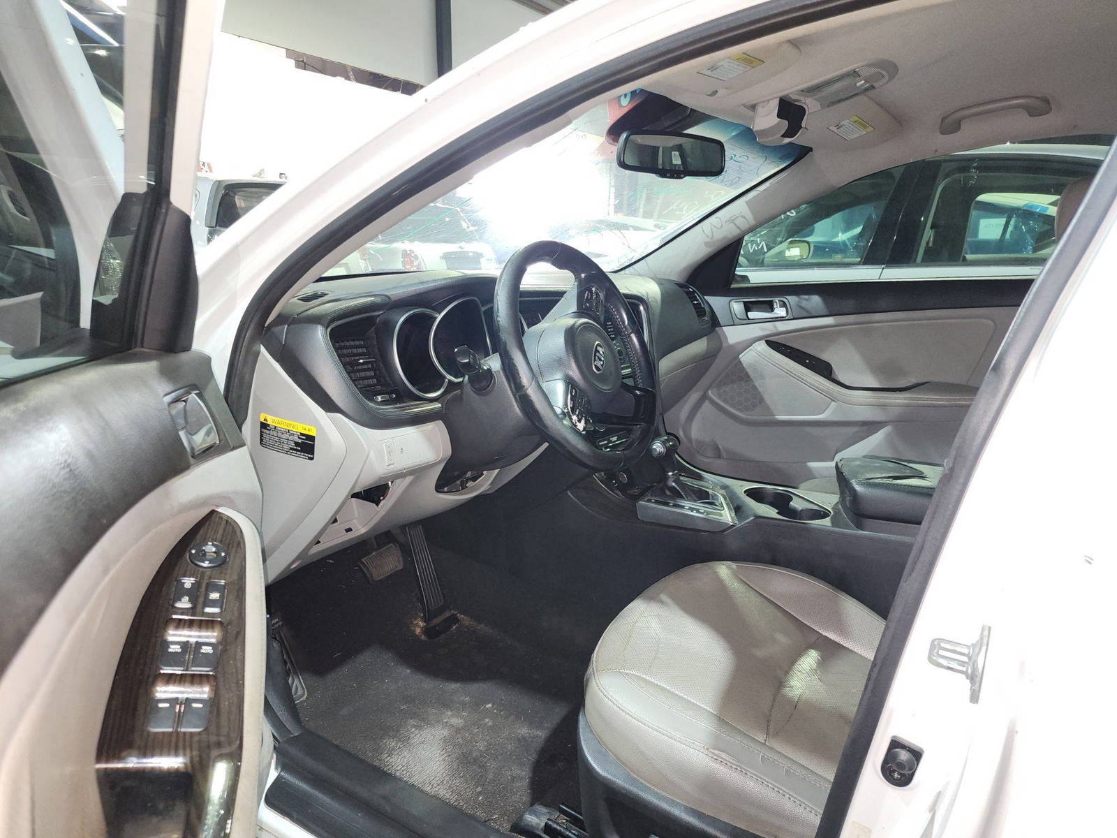2015 KIA OPTIMA — 181251 Miles — Lot 872409 — Main - Marhaba Auctions Used Cars - Image 9