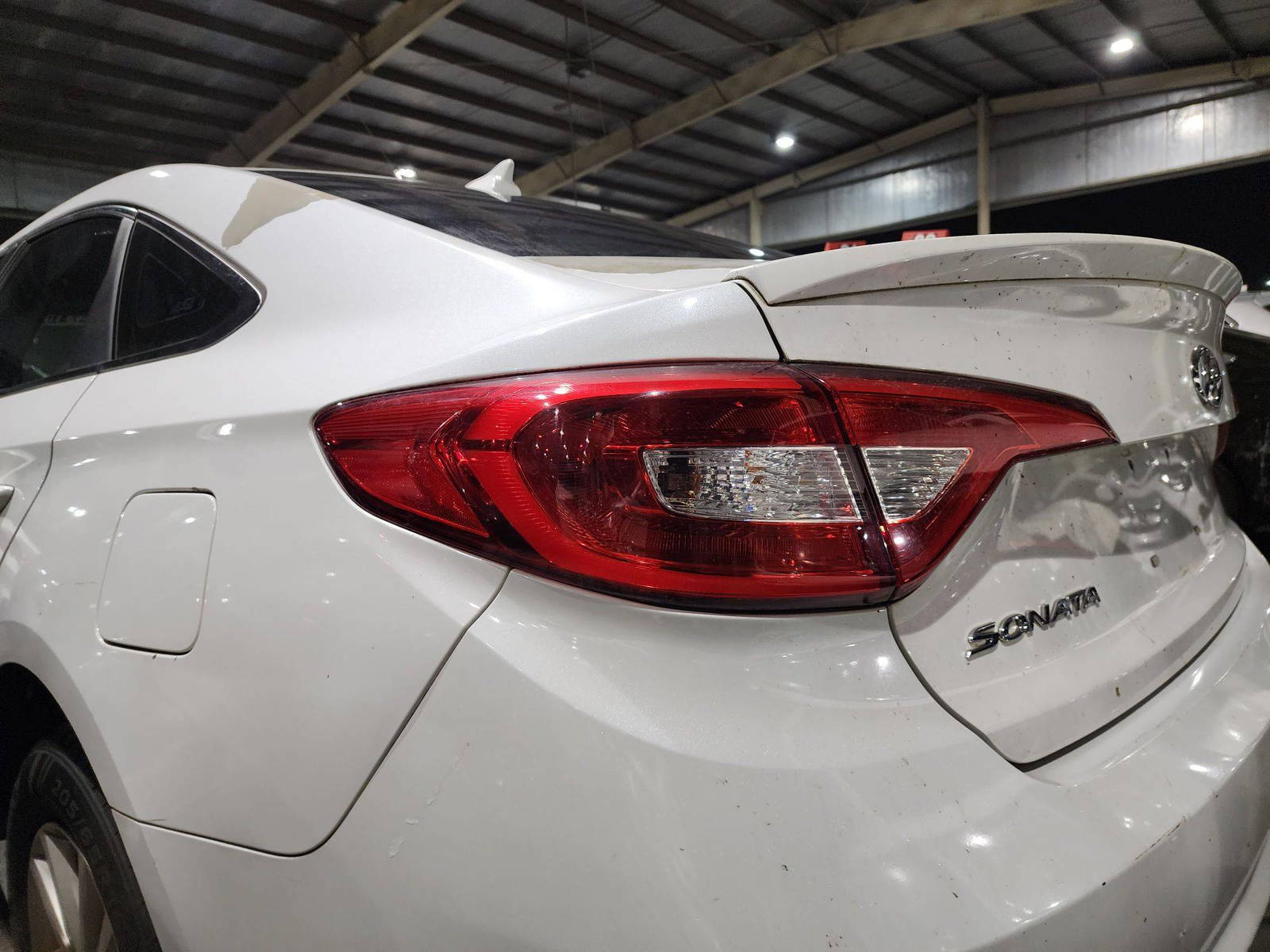 2015 HYUNDAI SONATA — 115208 Miles — Lot 9373 — Souq - Marhaba Auctions Used Cars - Image 9