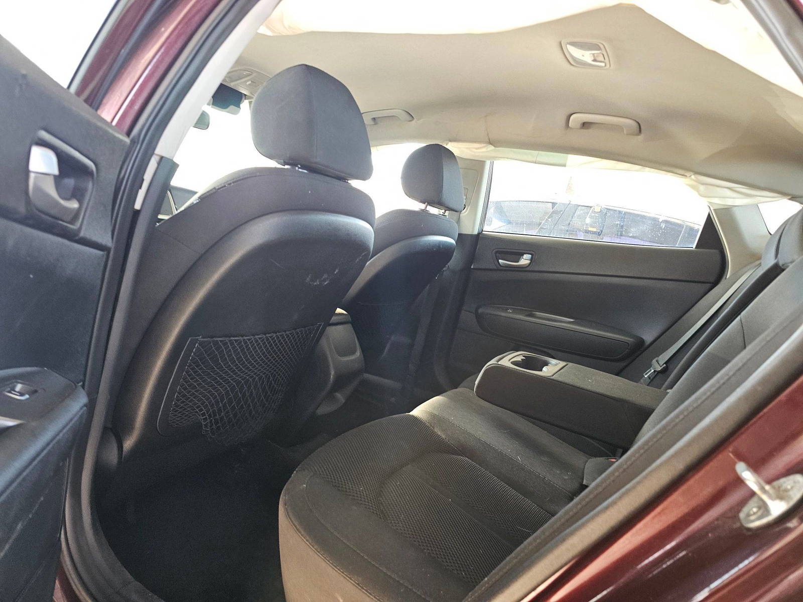 2019 KIA OPTIMA — 88040 Miles — Lot 6KG338877 — Souq - Marhaba Auctions Used Cars - Image 6