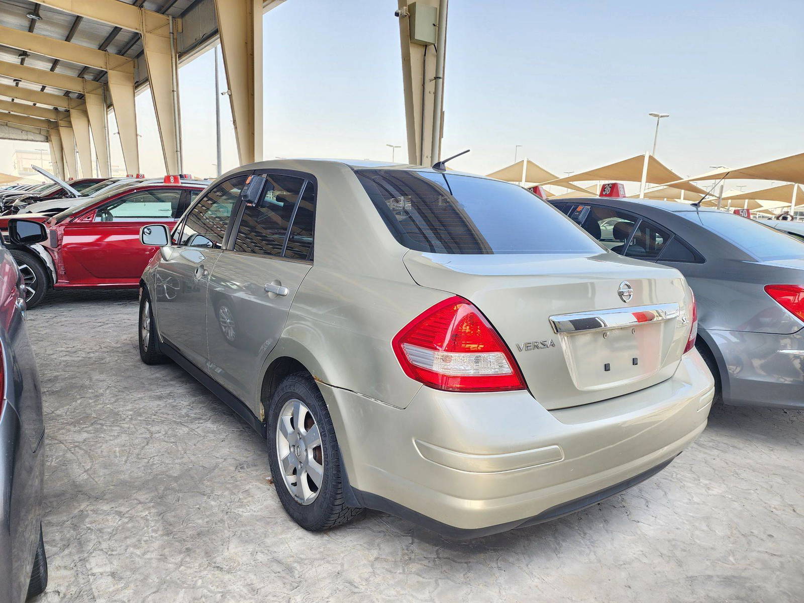 2007 NISSAN VERSA — 211450 KM — Lot 7L416064 — Souq - Marhaba Auctions Used Cars - Image 3
