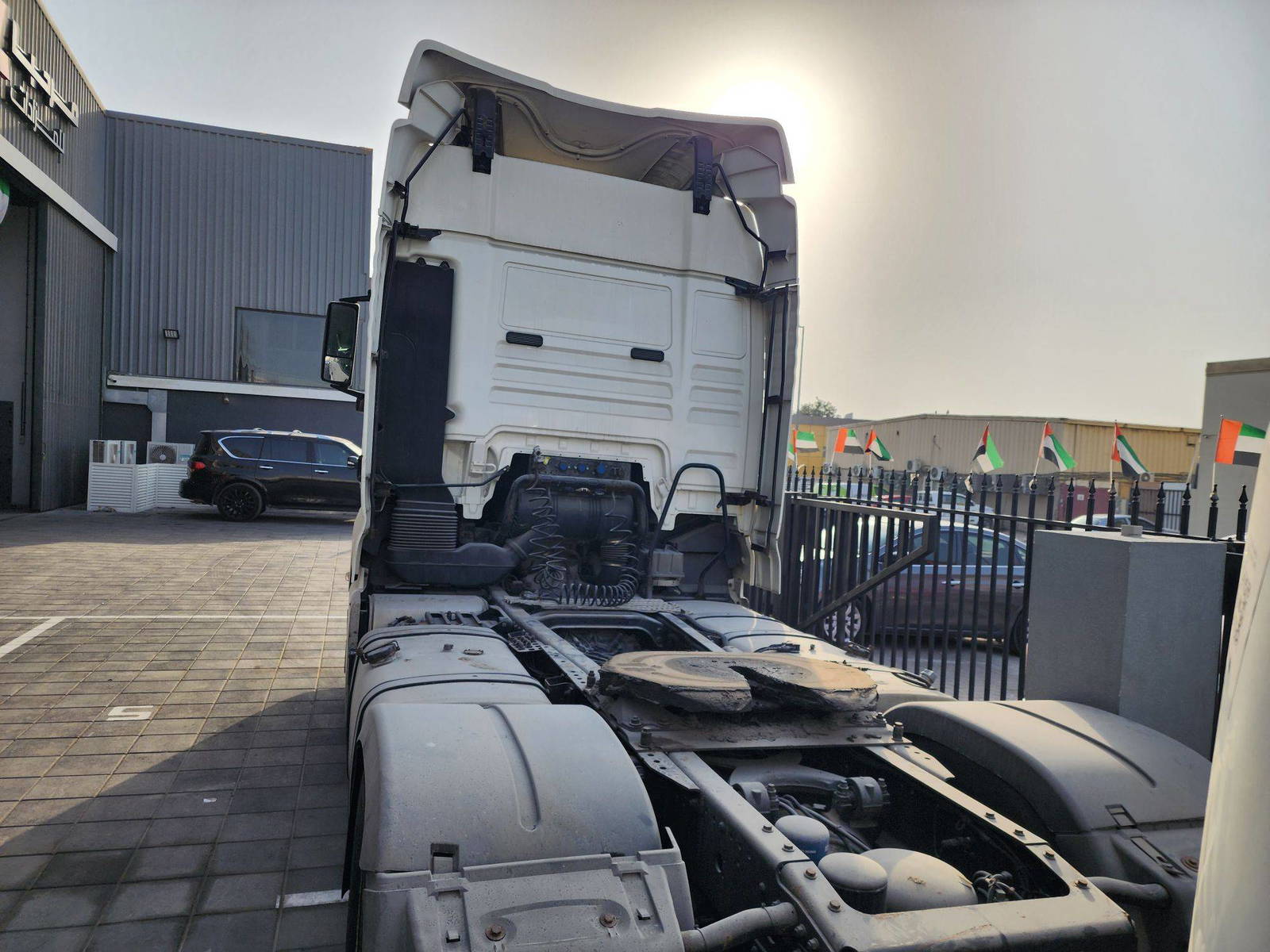 2013 MAN MAN TRUCK — 167973 KM — Lot 42993 — Al Quoz - Marhaba Auctions Used Cars - Image 5