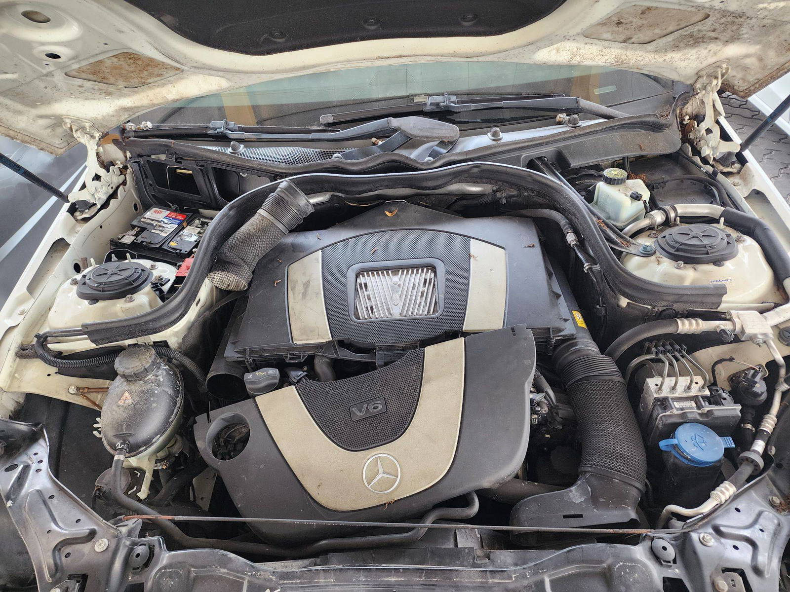 2011 MERCEDES BENZ E 350 — 175784 Miles — Lot 38801058 — Main - Marhaba Auctions Used Cars - Image 9