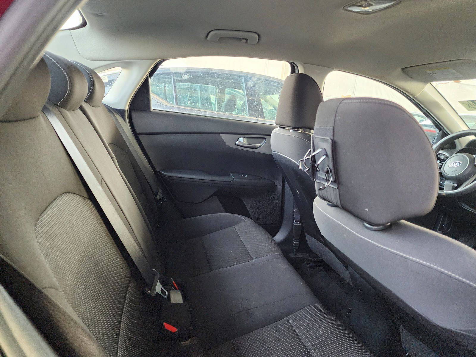 2021 KIA FORTE — 76339 Miles — Lot 41383314 — Souq - Marhaba Auctions Used Cars - Image 4