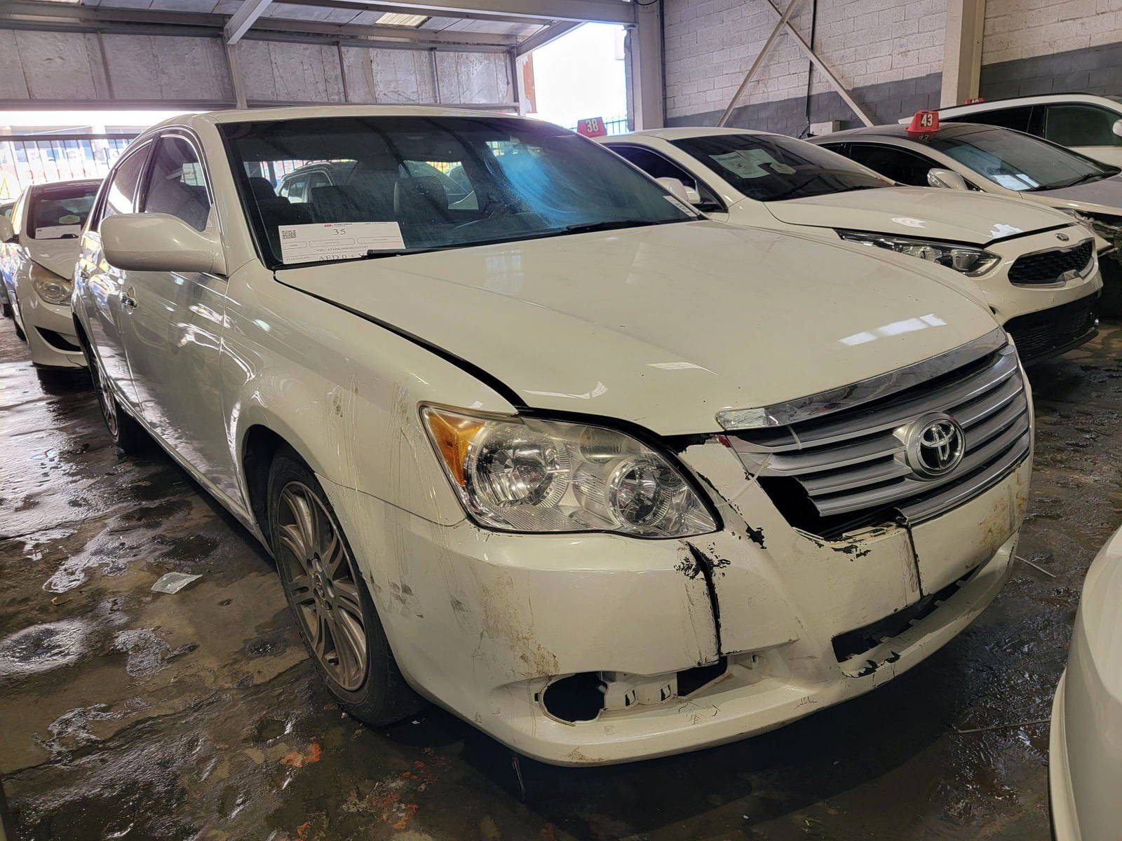2008 TOYOTA AVALON — 200788 Miles — Lot 80149465 — Main - Marhaba Auctions Used Cars - Image 4
