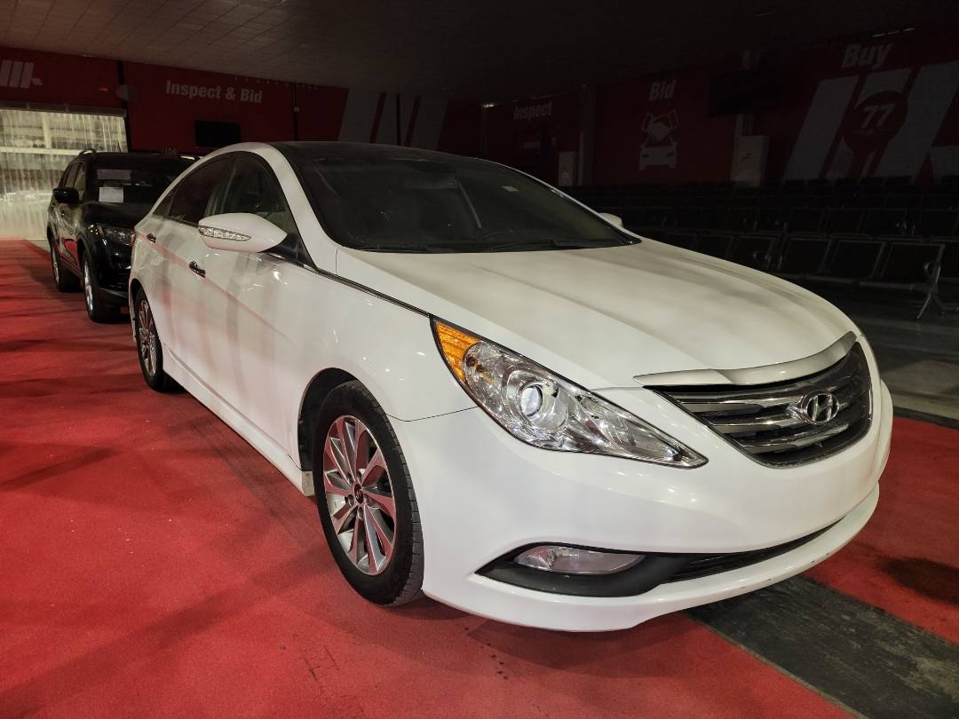 2014 HYUNDAI SONATA — 187533 Miles — Lot 822641 — Main - Marhaba Auctions Used Cars - Image 4