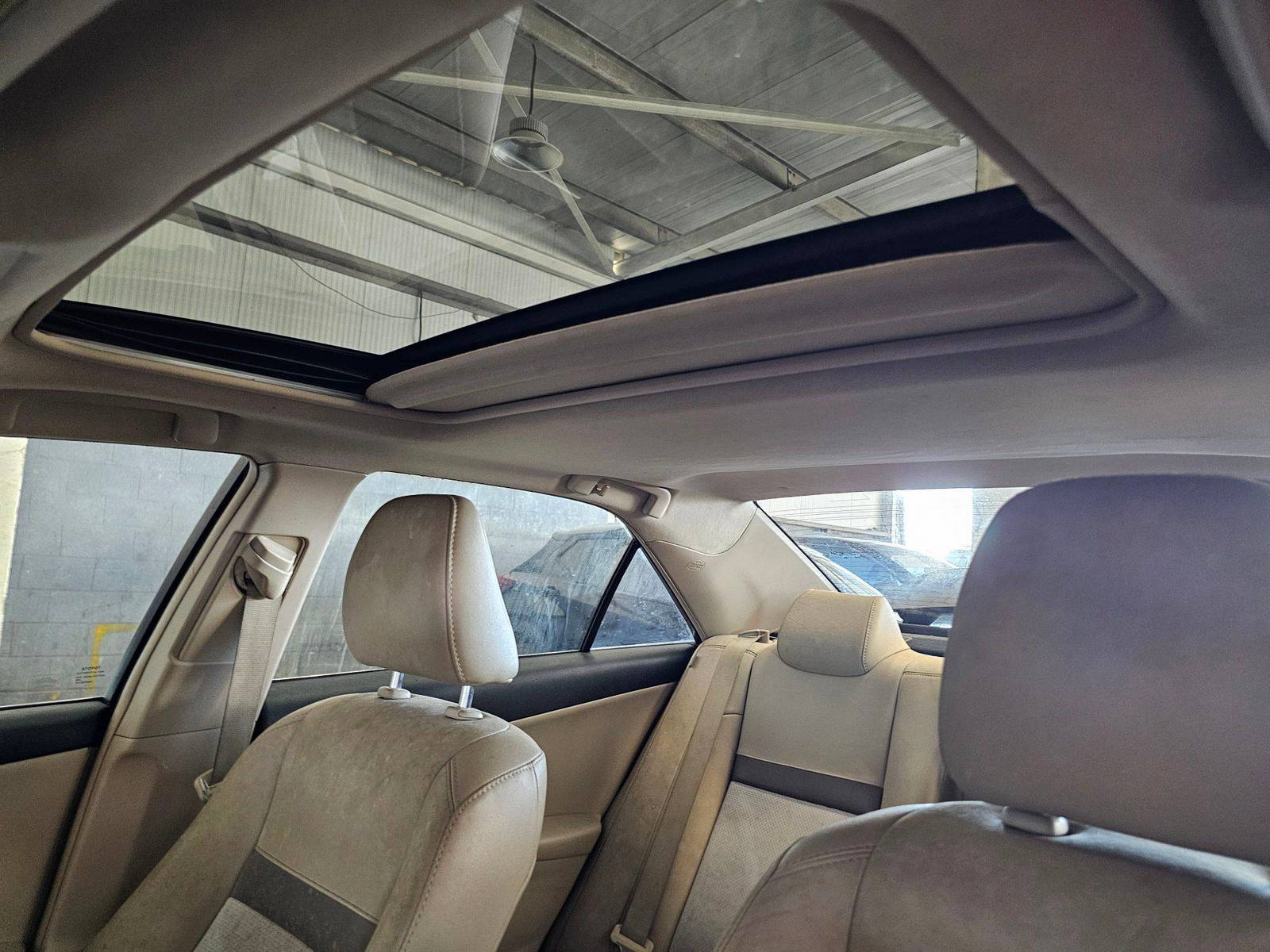2012 TOYOTA CAMRY — 190589 Miles — Lot 44198667 — Main - Marhaba Auctions Used Cars - Image 10