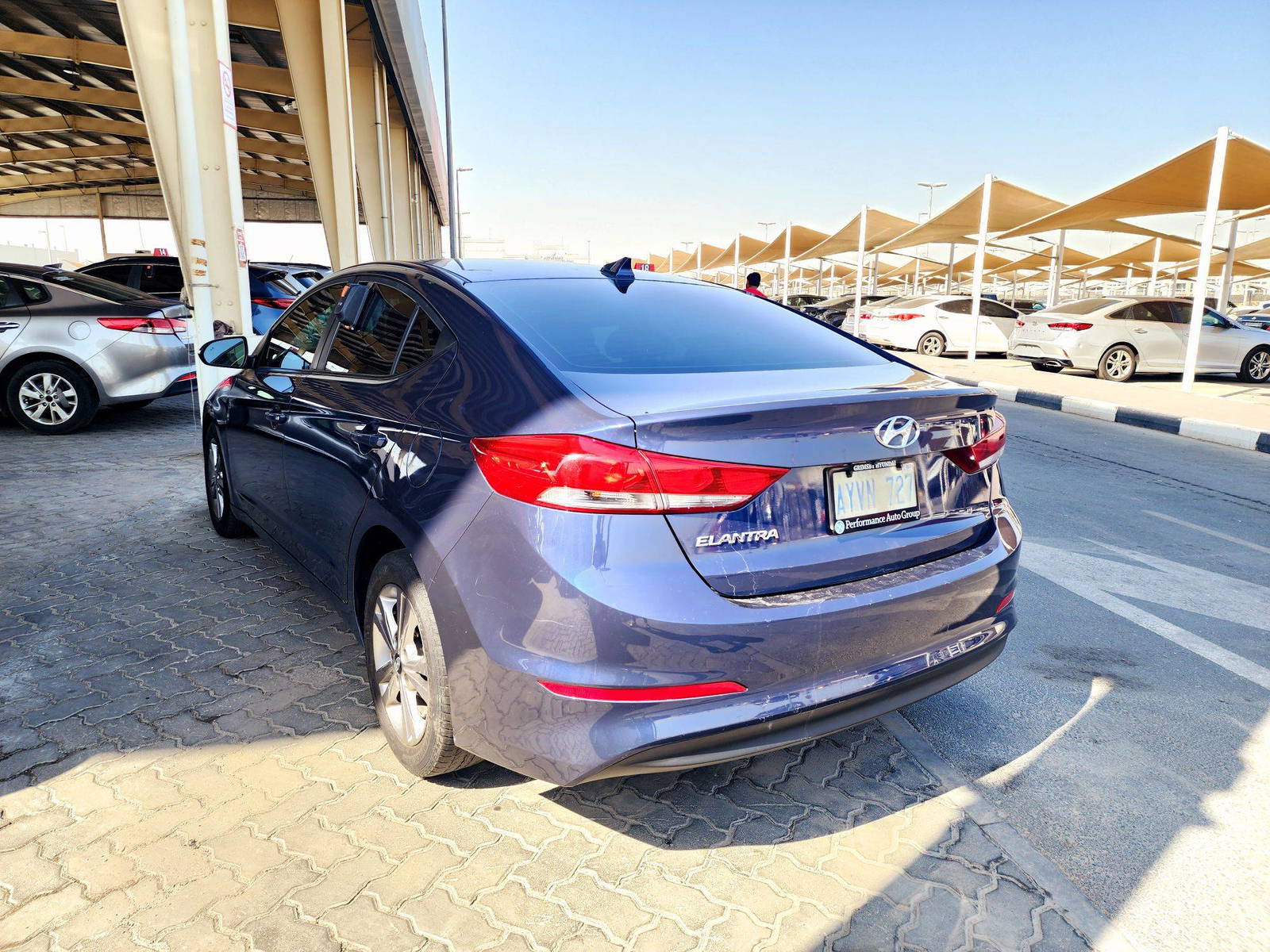 2017 HYUNDAI ELANTRA — 230180 KM — Lot HU254391 — Souq - Marhaba Auctions Used Cars - Image 3
