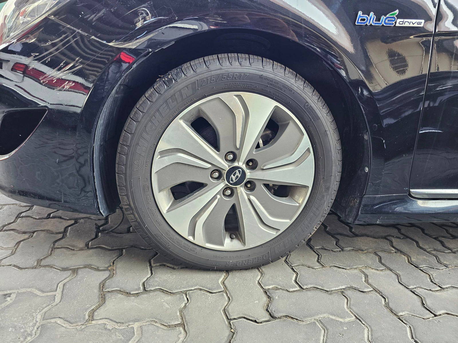 2014 HYUNDAI SONATA — 191640 KM — Lot 47EA111079 — Souq - Marhaba Auctions Used Cars - Image 11