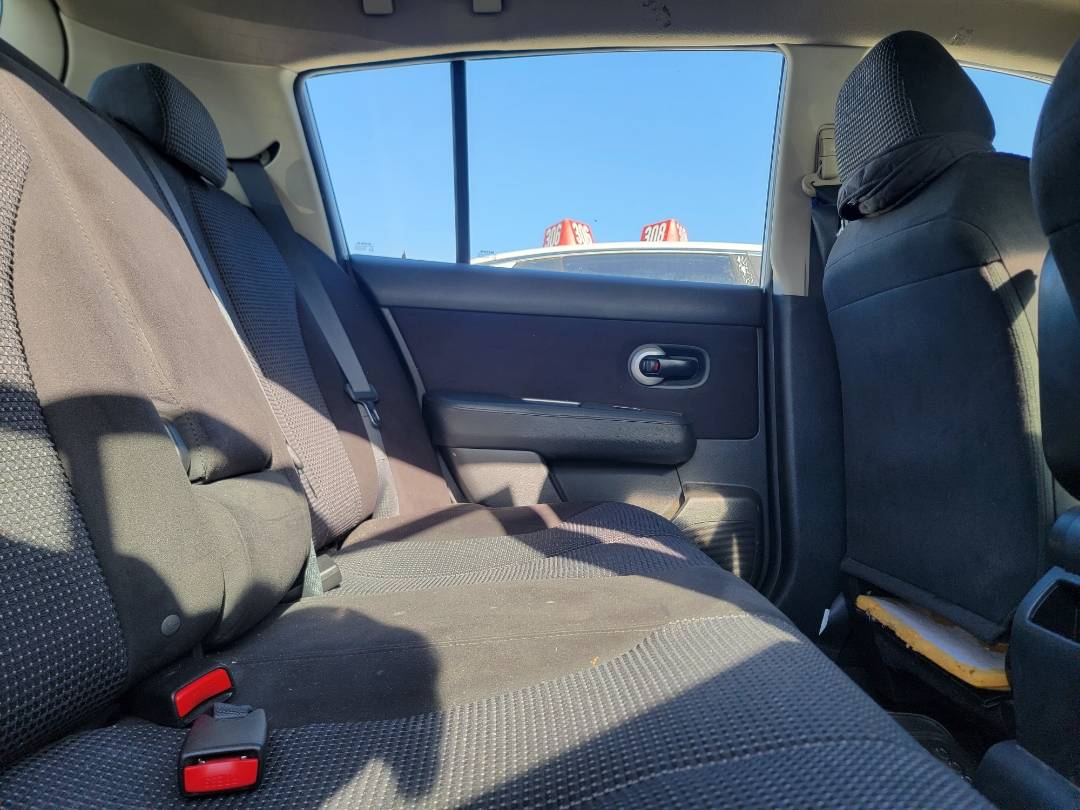 2010 NISSAN VERSA — 72496 Miles — Lot 37866478 - Marhaba Auctions Used Cars - Image 5