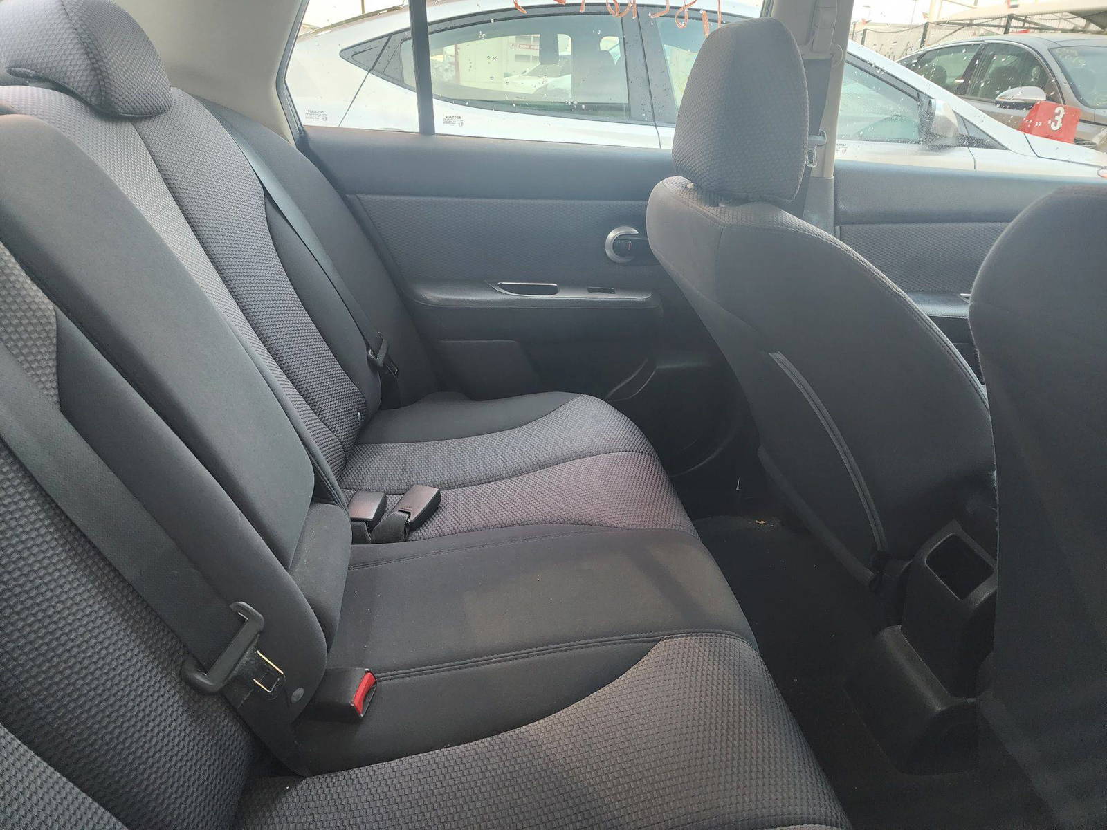 2007 NISSAN VERSA — 146967 Miles — Lot 68276933 - Marhaba Auctions Used Cars - Image 10