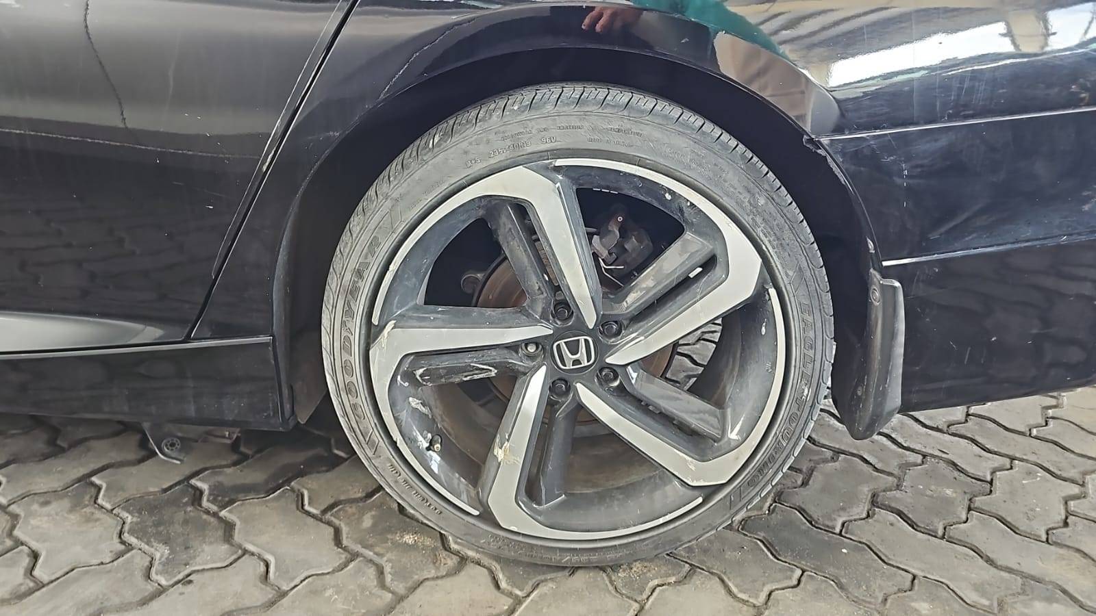 HONDA ACCORD 2019 - Marhaba Auction Used Cars - Image 3