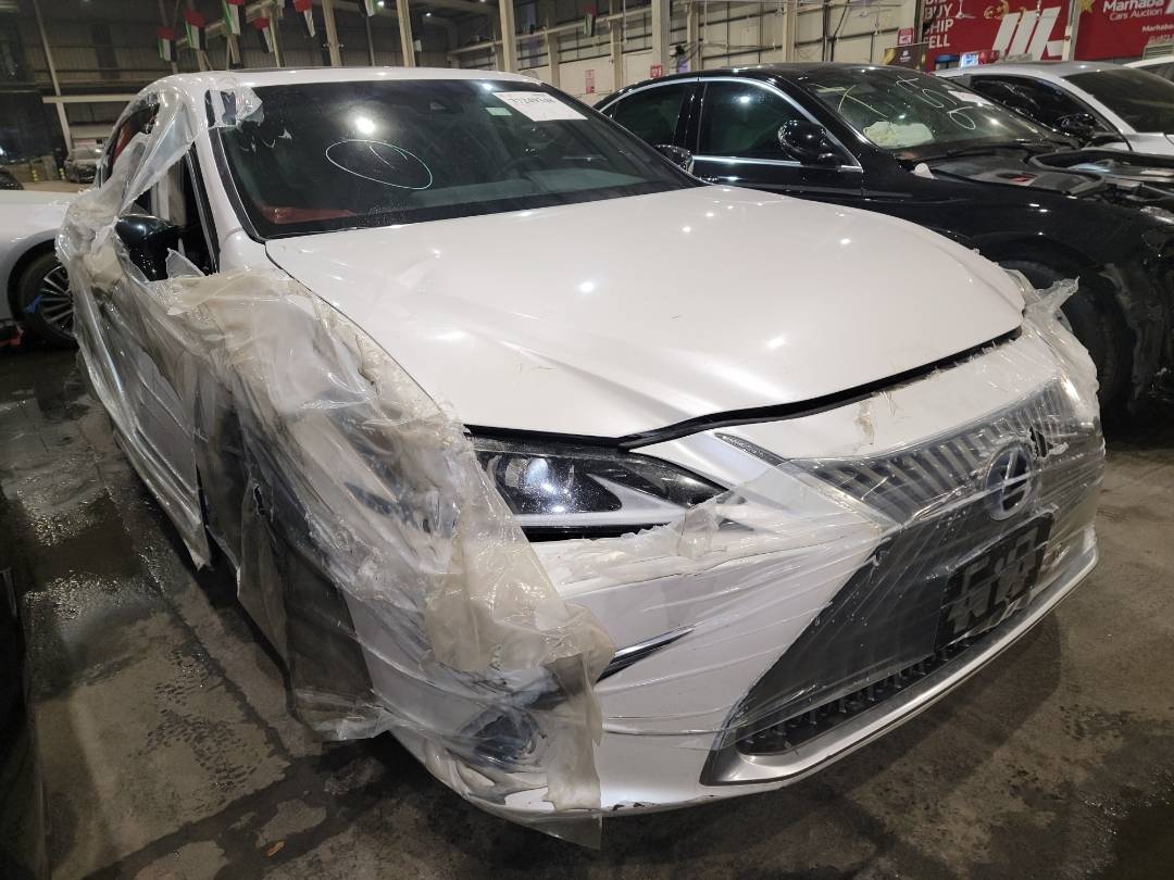 2021 LEXUS ES 300H — 68072 Miles — Lot 37249348 - Marhaba Auctions Used Cars - Image 5