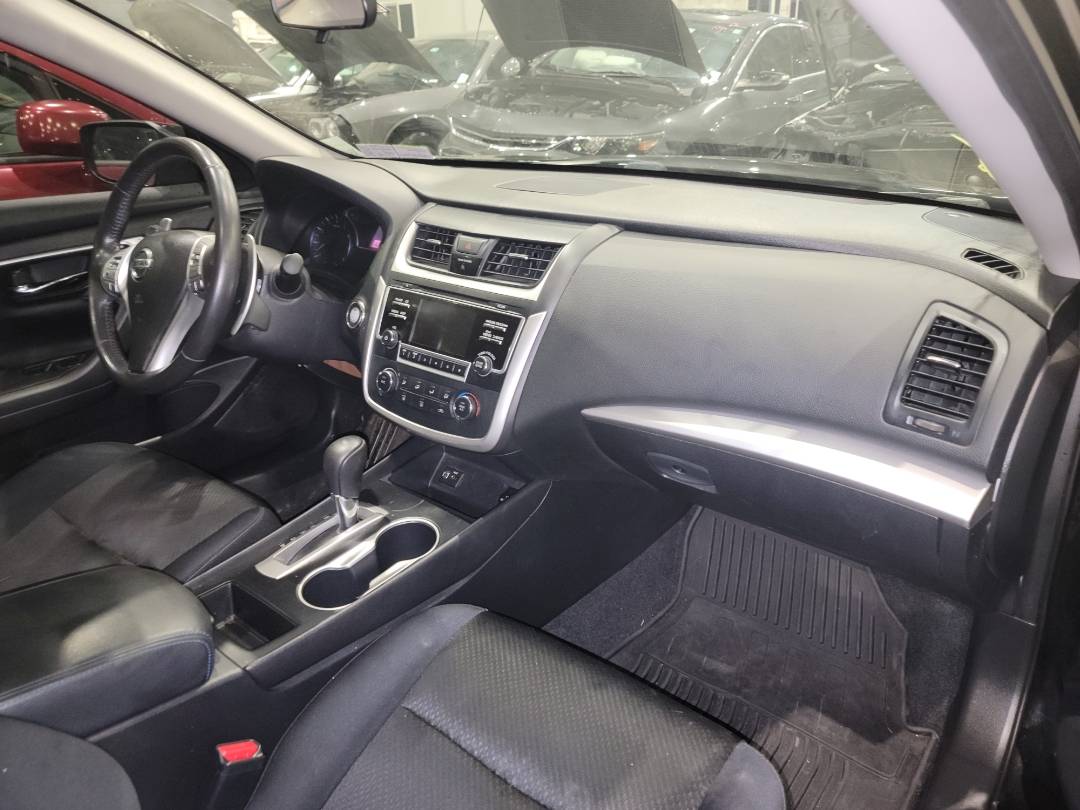 2017 NISSAN ALTIMA — 126786 Miles — Lot 254976 - Marhaba Auctions Used Cars - Image 6