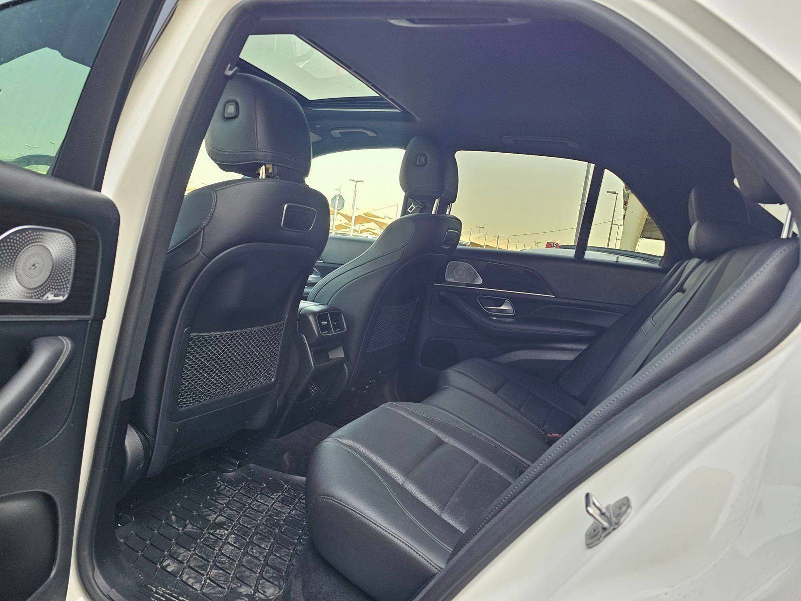 2020 MERCEDES BENZ GLE 350 — 118774 Miles — Lot A048494 — Souq - Marhaba Auctions Used Cars - Image 6