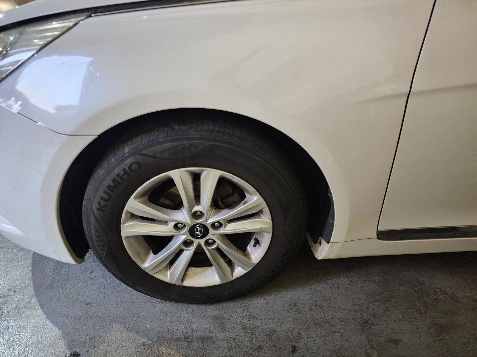 2012 HYUNDAI SONATA — 209550 KM — Lot 362118 — Al Quoz - Marhaba Auctions Used Cars - Image 11