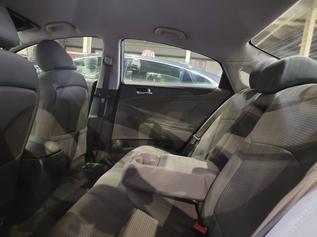 2011 HYUNDAI SONATA — 210380 Miles — Lot 68872514 — Main - Marhaba Auctions Used Cars - Image 7