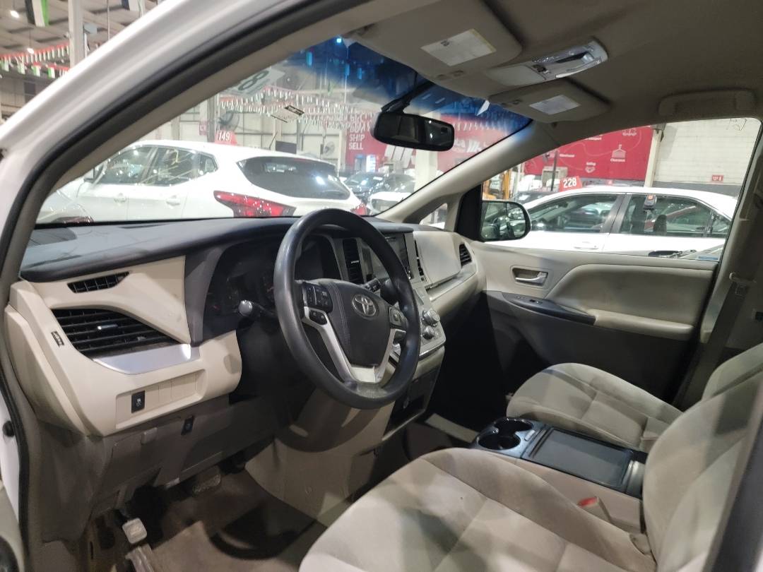 2015 TOYOTA SIENNA — 207303 Miles — Lot C2FS538861 — Main - Marhaba Auctions Used Cars - Image 8