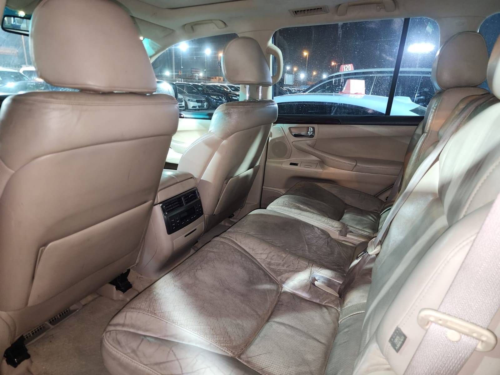 2011 LEXUS LX 570 — 240318 Miles — Lot 4081312 — Main - Marhaba Auctions Used Cars - Image 10