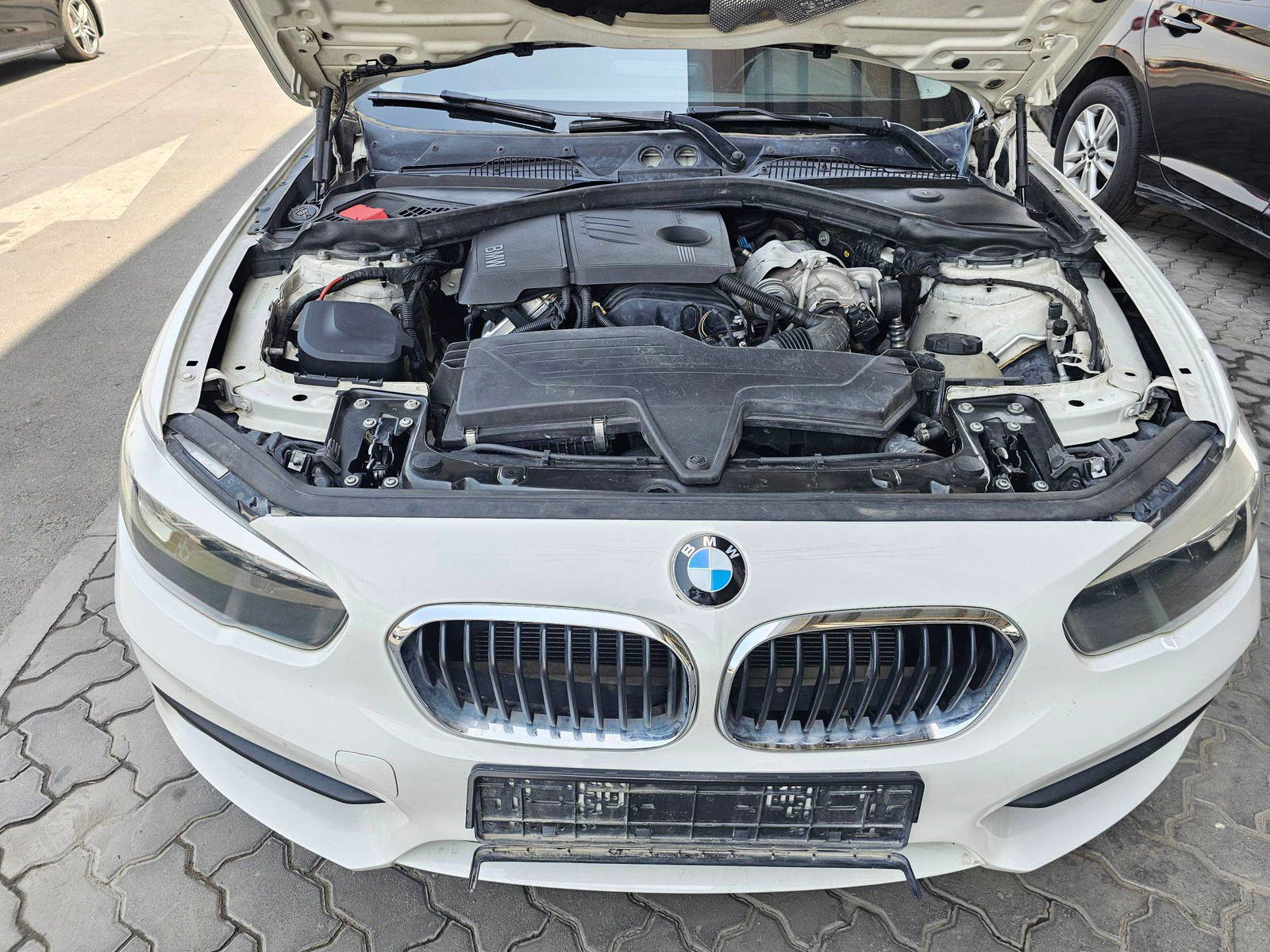 2016 BMW 120i — 197768 KM — Lot 4G5B03970 — Souq - Marhaba Auctions Used Cars - Image 11
