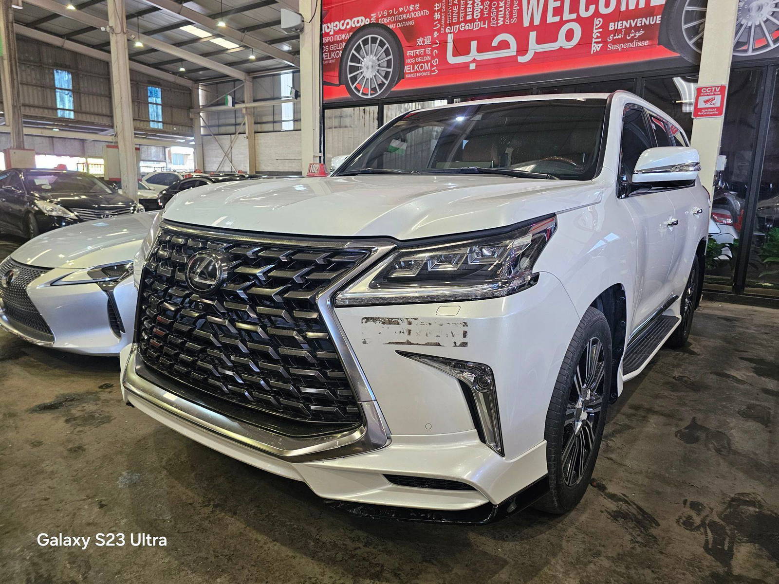 2021 LEXUS LX 570 — 95660 KM — Lot M4334709 — Main - Marhaba Auctions Used Cars - Image 3