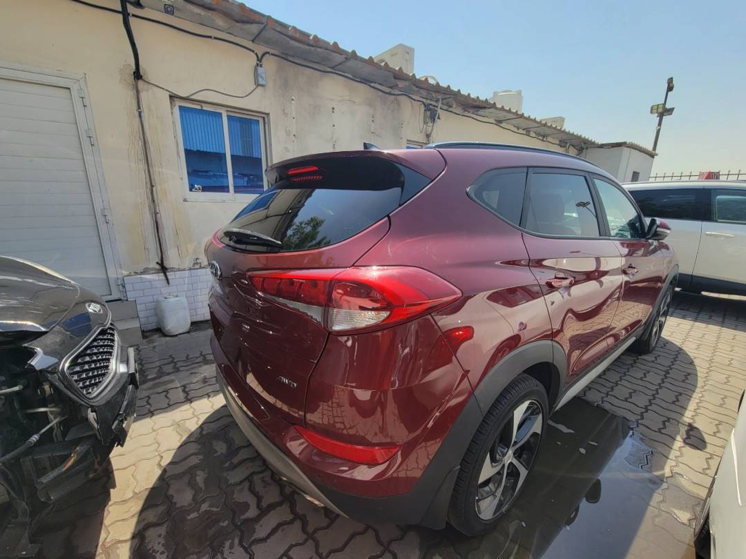 2018 HYUNDAI TUCSON — 114975 Miles — Lot 6635097 — Main - Marhaba Auctions Used Cars - Image 5