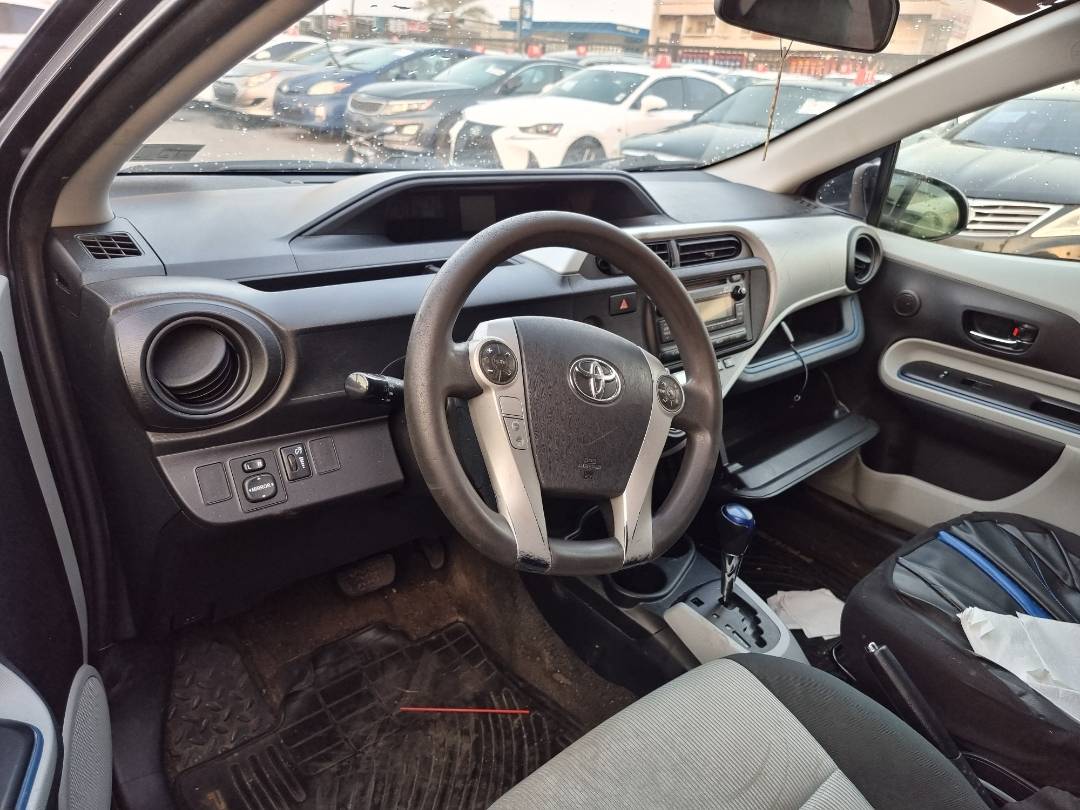 2012 TOYOTA PRIUS C — 343693 Miles — Lot 502815 — Ind. 12 - Marhaba Auctions Used Cars - Image 7