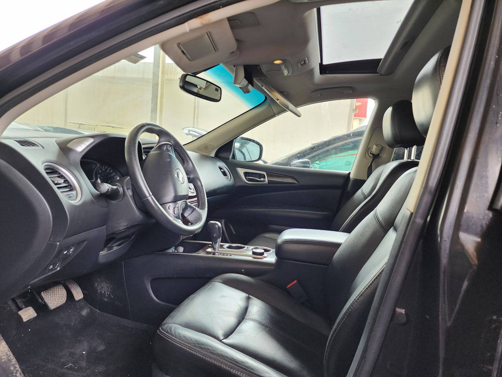 2013 NISSAN PATHFINDER — 164622 Miles — Lot 642249 — Souq - Marhaba Auctions Used Cars - Image 9