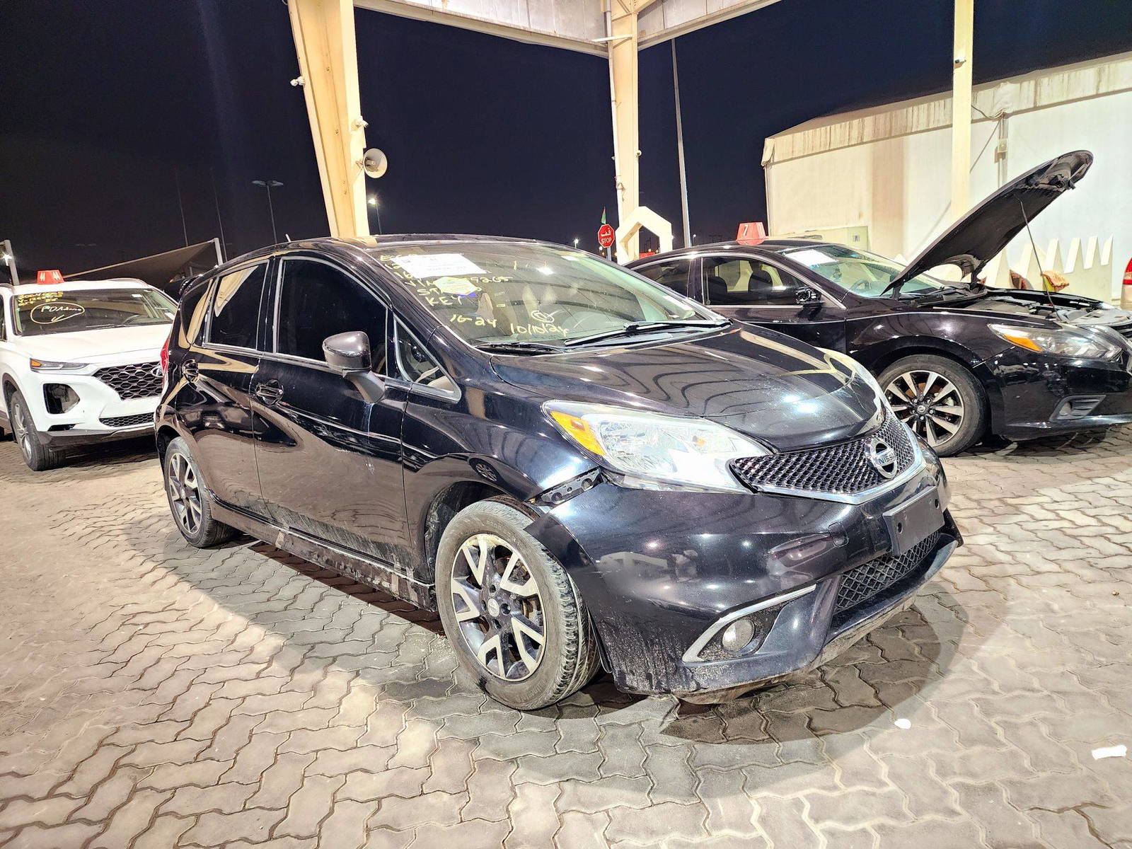 2016 NISSAN VERSA NOTE — 142710 KM — Lot 12120115 — Souq - Marhaba Auctions Used Cars - Image 4