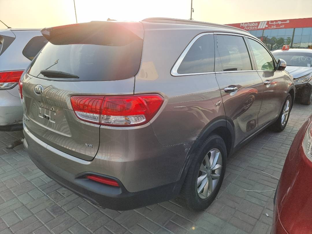 2017 KIA SORENTO — 126935 Miles — Lot 215487 — Ind. 12 - Marhaba Auctions Used Cars - Image 4