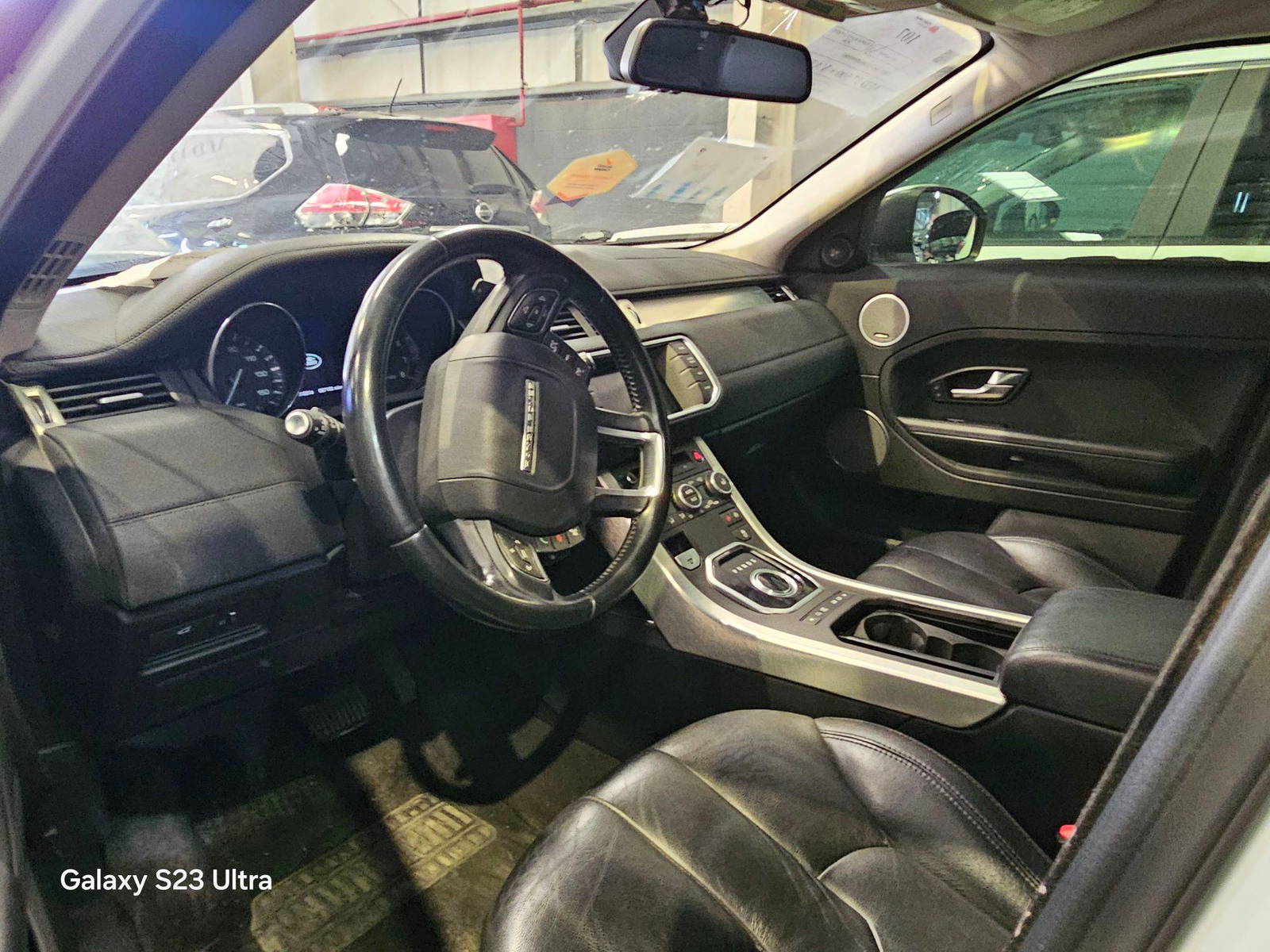 LAND ROVER RANGE ROVER EVOQUE PURE 2015 - Marhaba Auction Used Cars - Image 8