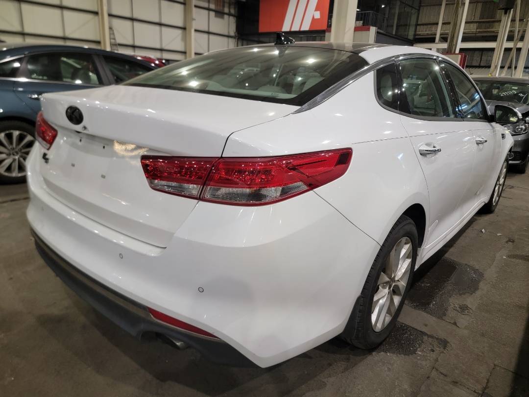 2016 KIA OPTIMA — 109670 Miles — Lot 72424833 - Marhaba Auctions Used Cars - Image 11