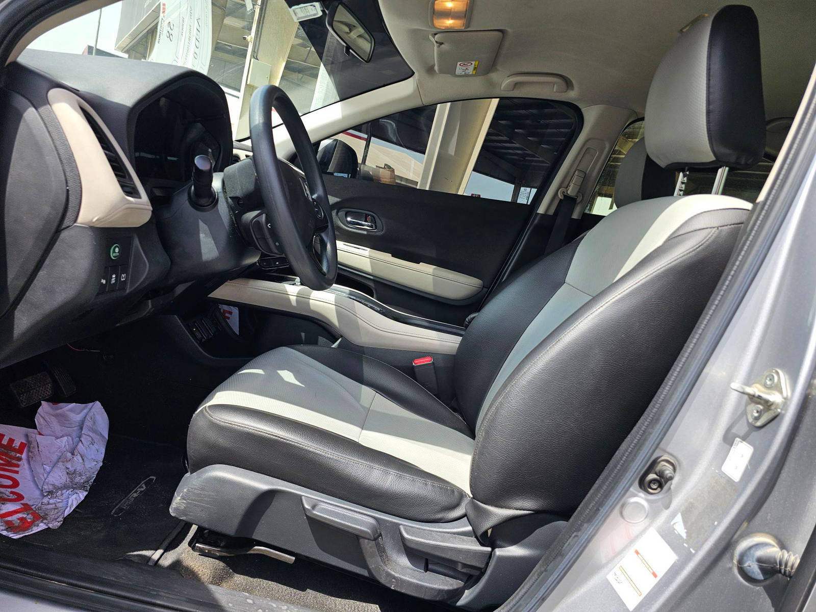 2019 HONDA HR-V — 144611 KM — Lot P010176 — Souq - Marhaba Auctions Used Cars - Image 8