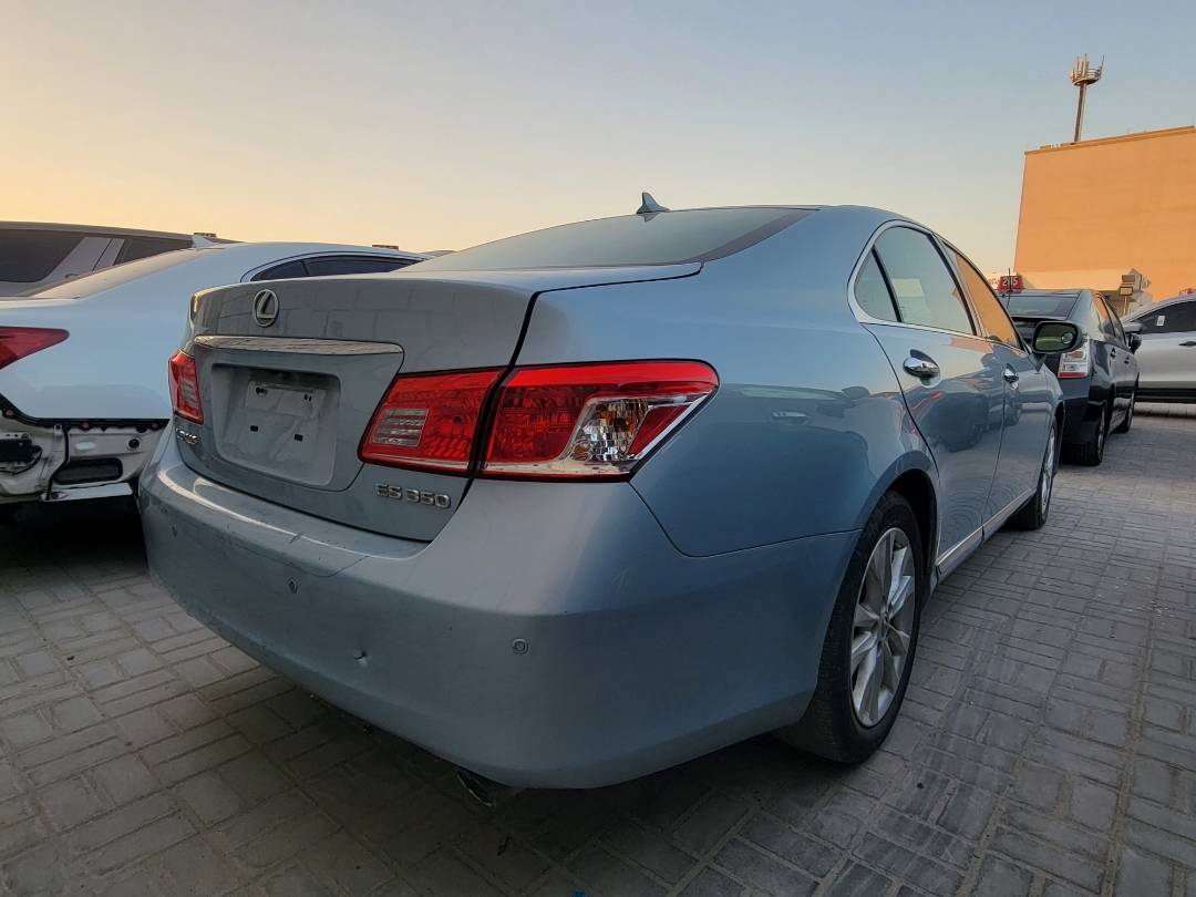 2010 LEXUS ES 350 — 128023 Miles — Lot A2393248 — Main - Marhaba Auctions Used Cars - Image 4