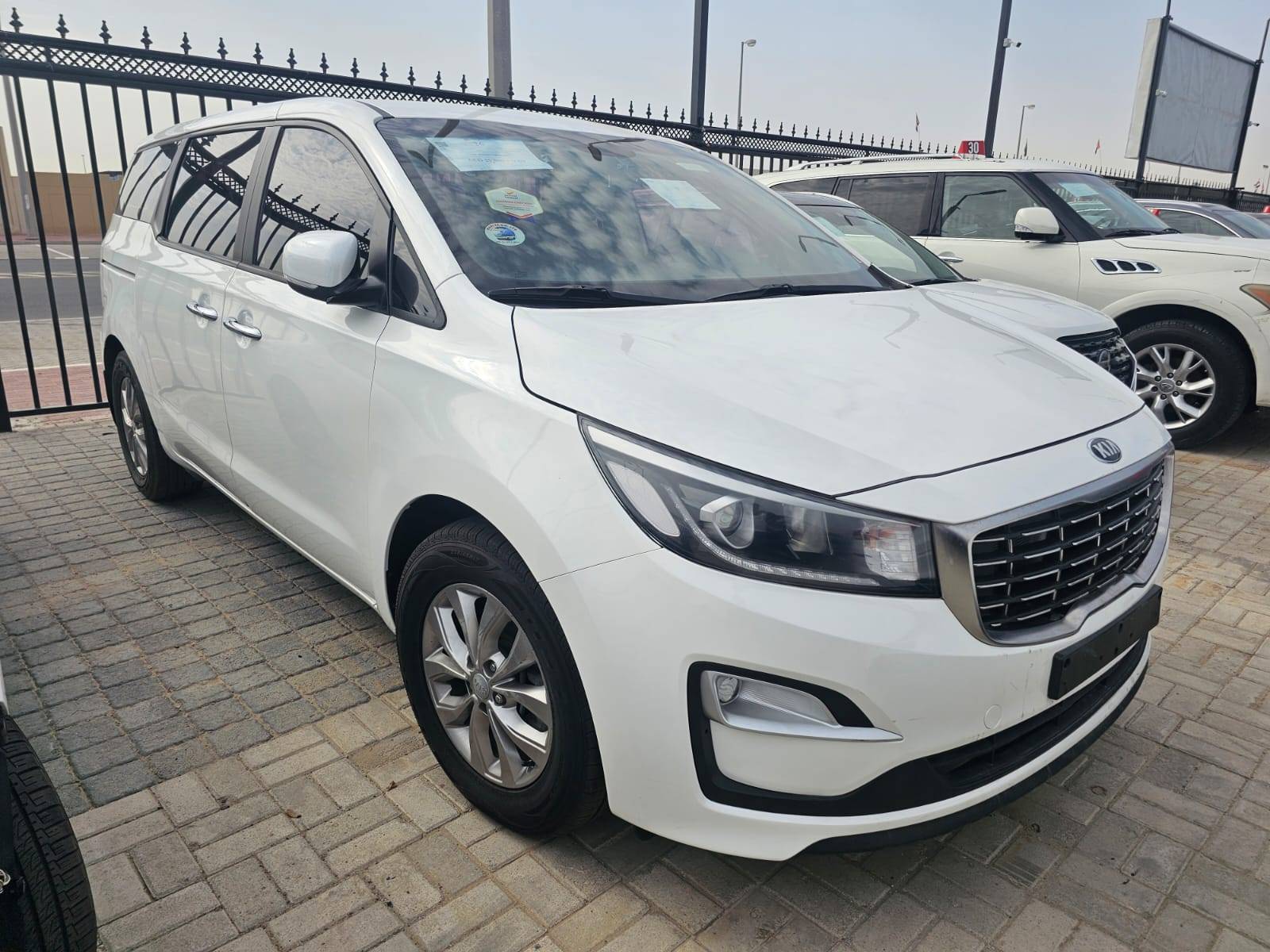 KIA CARNIVAL EX 2020 - Marhaba Auction Used Cars - Image 5