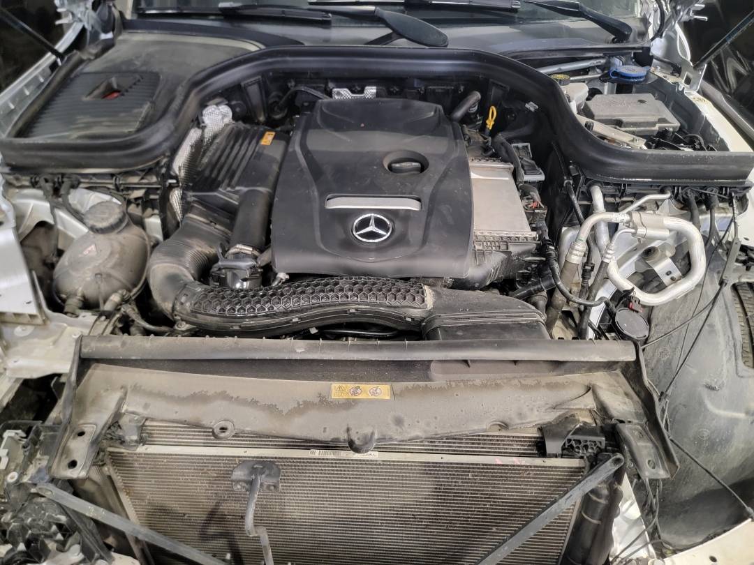 2018 MERCEDES BENZ GLC-300 — 35395 Miles — Lot JV039706 — Main - Marhaba Auctions Used Cars - Image 12