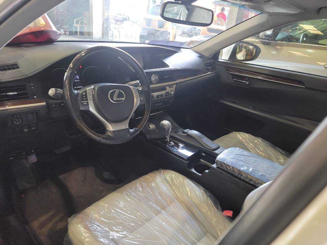 2013 LEXUS ES 350 — 171619 Miles — Lot 7D2078344 — Main - Marhaba Auctions Used Cars - Image 8