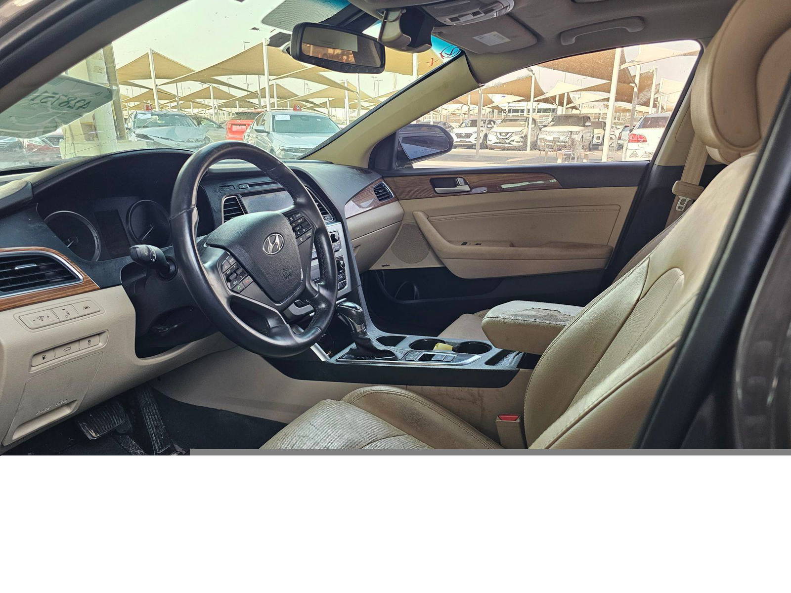 2015 HYUNDAI SONATA — 179465 Miles — Lot H190318 — Souq - Marhaba Auctions Used Cars - Image 10
