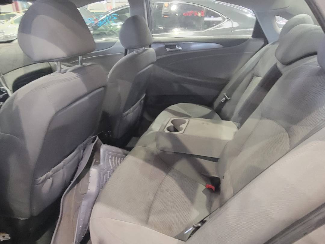 2013 HYUNDAI SONATA — 174597 Miles — Lot 39867901 — Main - Marhaba Auctions Used Cars - Image 6