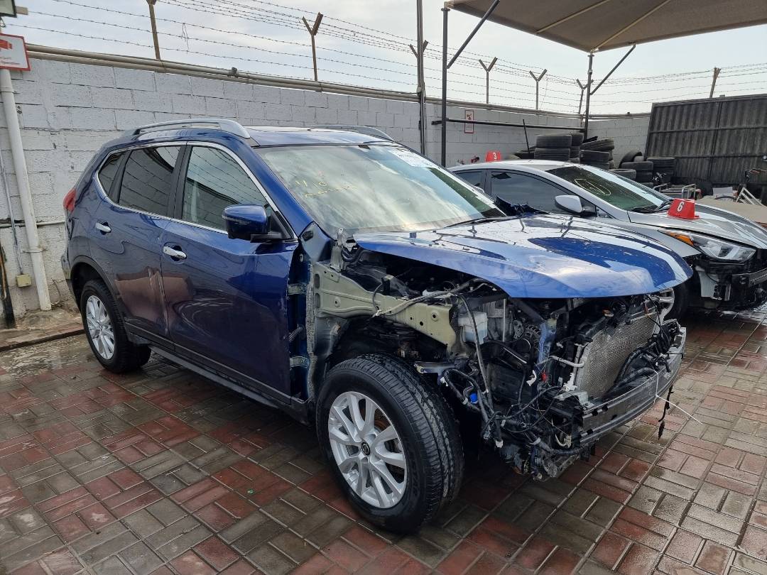 2018 NISSAN ROGUE — 172873 KM — Lot 215487 — Souq - Marhaba Auctions Used Cars - Image 4