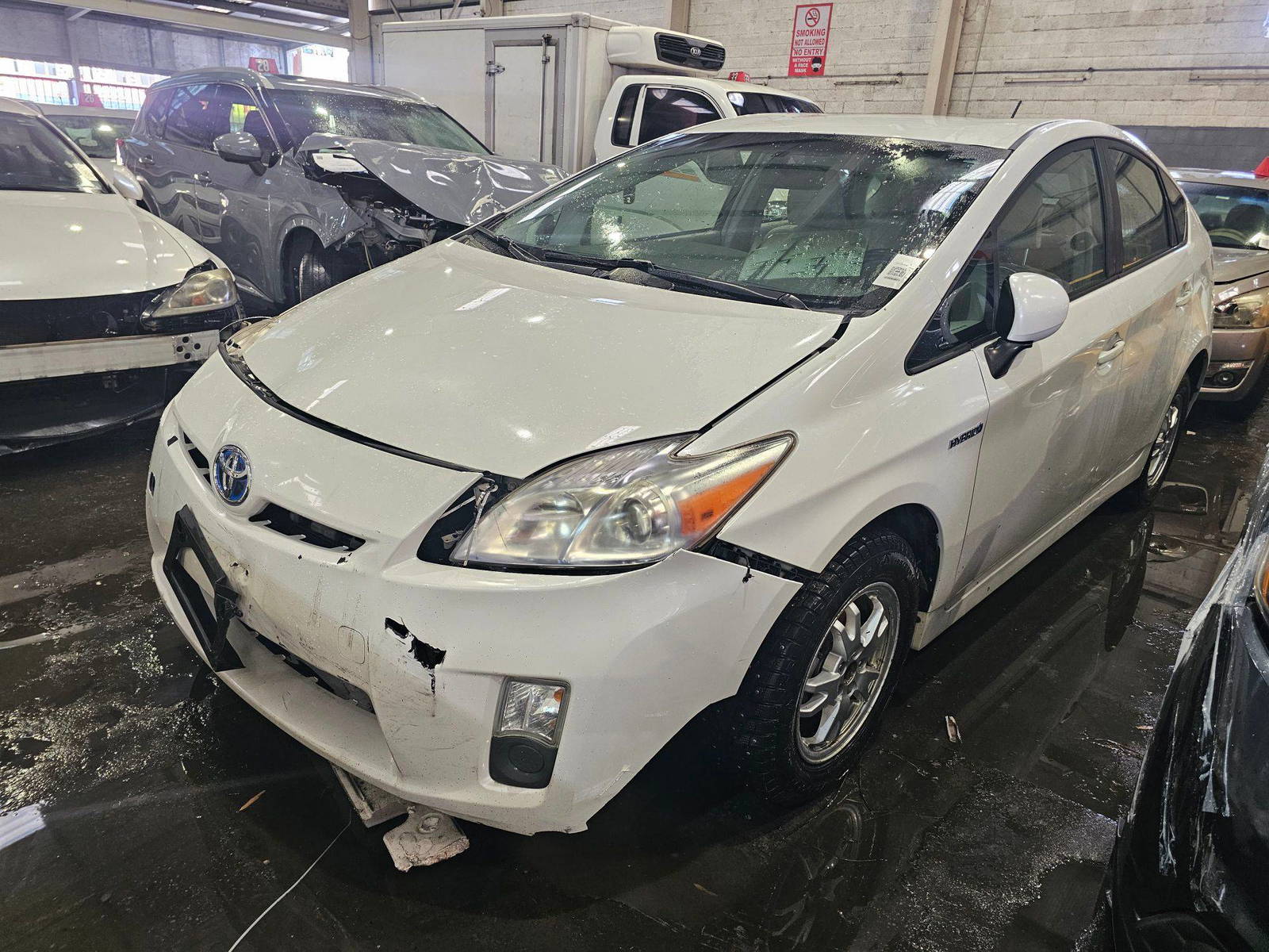 TOYOTA PRIUS 2010 - Marhaba Auction Used Cars - Image 3