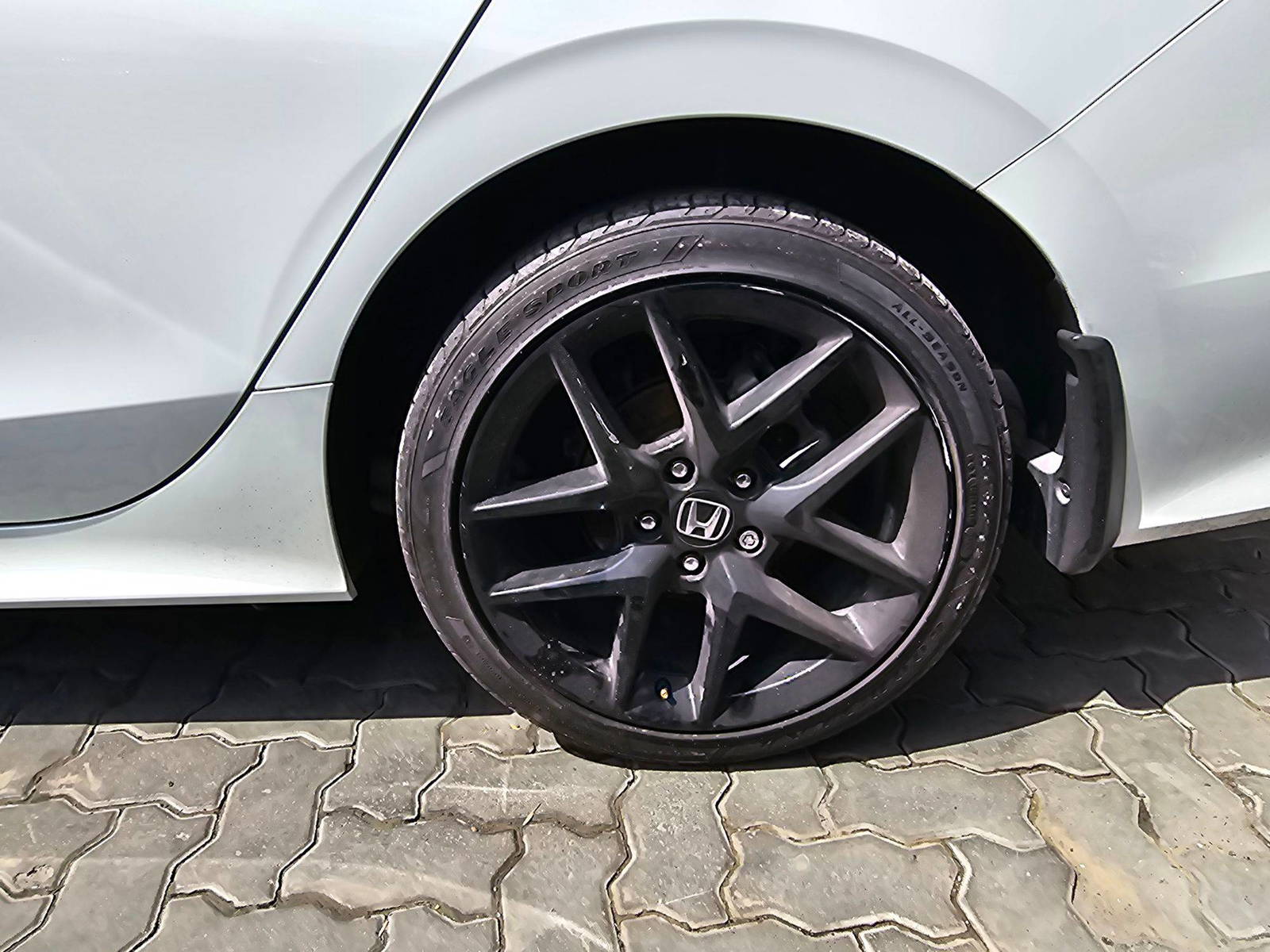 HONDA CIVIC SPORT 2023 - Marhaba Auction Used Cars - Image 9