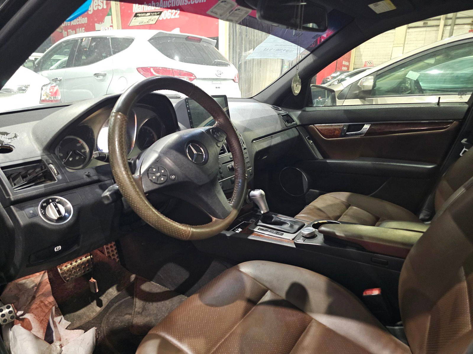 2011 MERCEDES BENZ C300 — 221131 KM — Lot BR166081 — Main - Marhaba Auctions Used Cars - Image 8