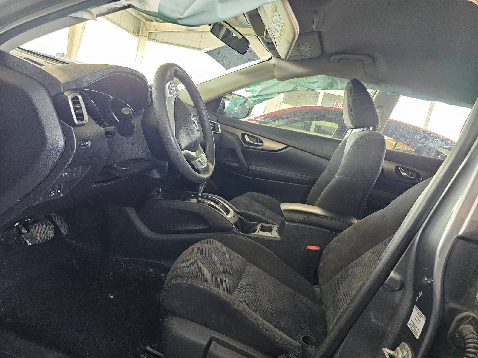 NISSAN ROGUE 2015 - Marhaba Auction Used Cars - Image 8