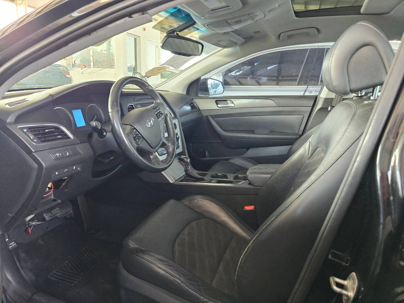 HYUNDAI SONATA SPORT 2015 - Marhaba Auction Used Cars - Image 9