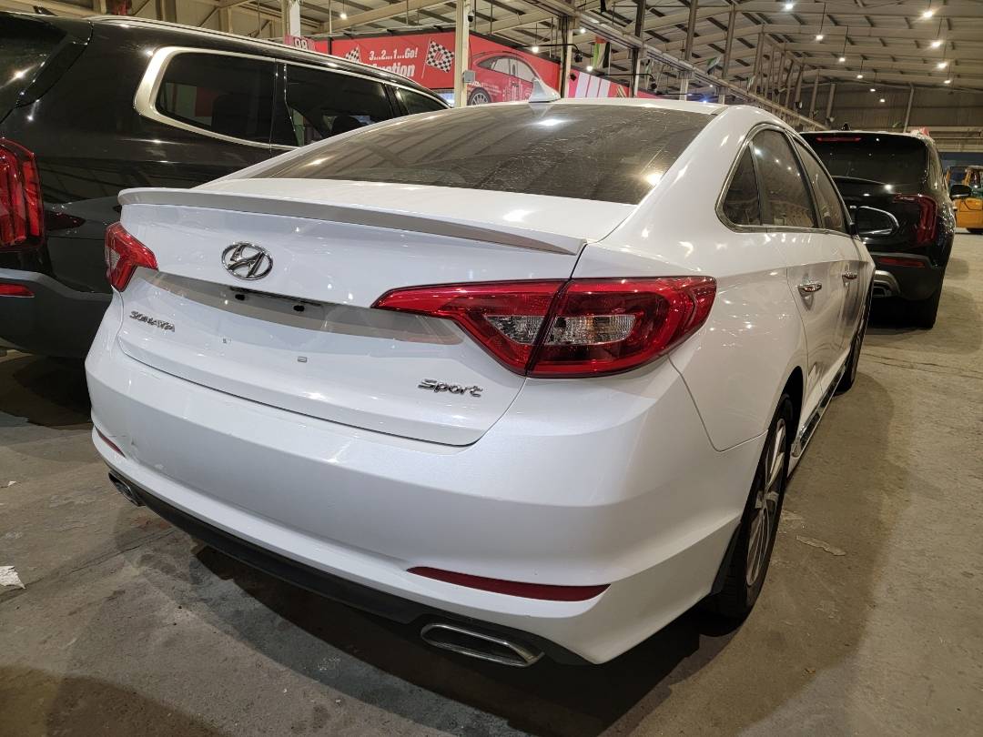 2017 HYUNDAI SONATA — 105053 Miles — Lot H540152 — Main - Marhaba Auctions Used Cars - Image 3