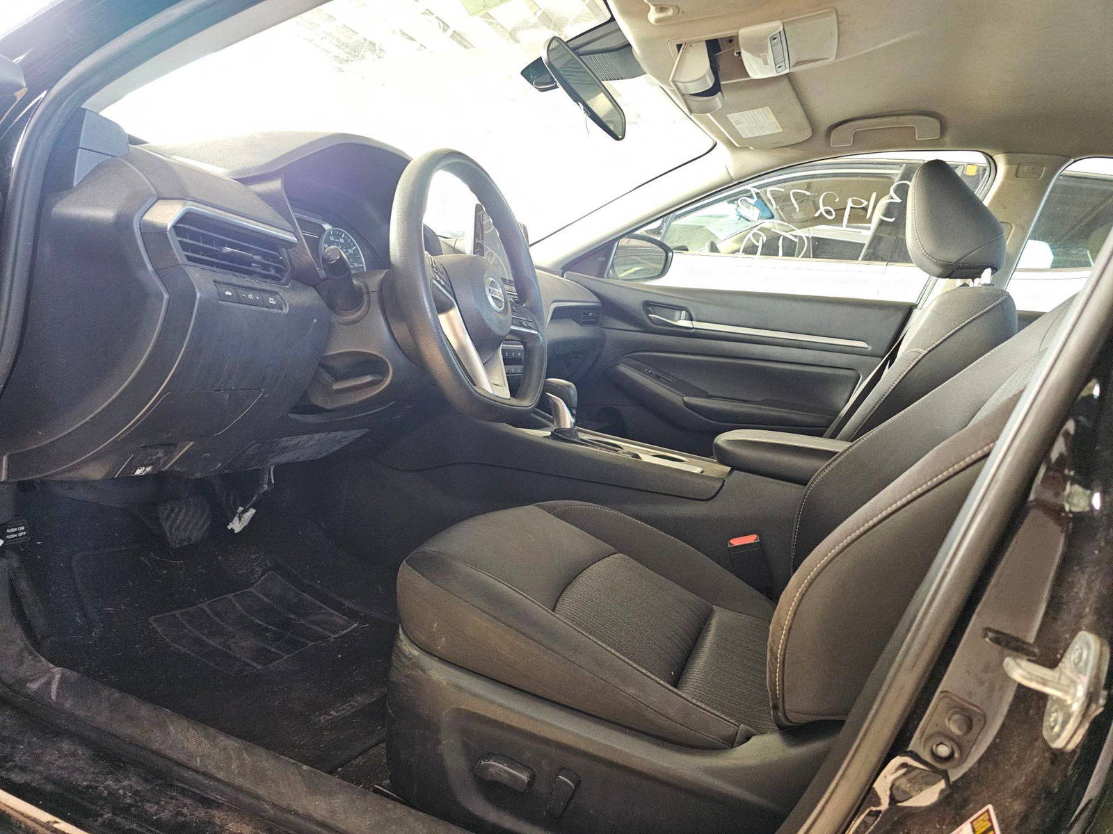 2022 NISSAN ALTIMA — 120837 Miles — Lot BL4DV4NN368291 — Souq - Marhaba Auctions Used Cars - Image 9